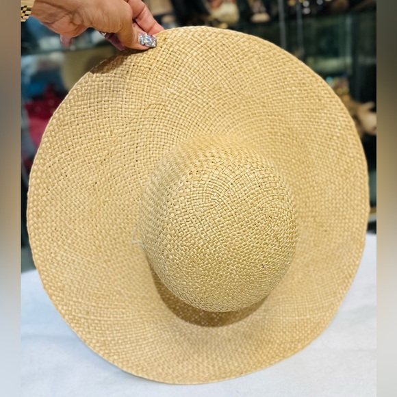 Straw Sun Hat - Picture 2 of 6